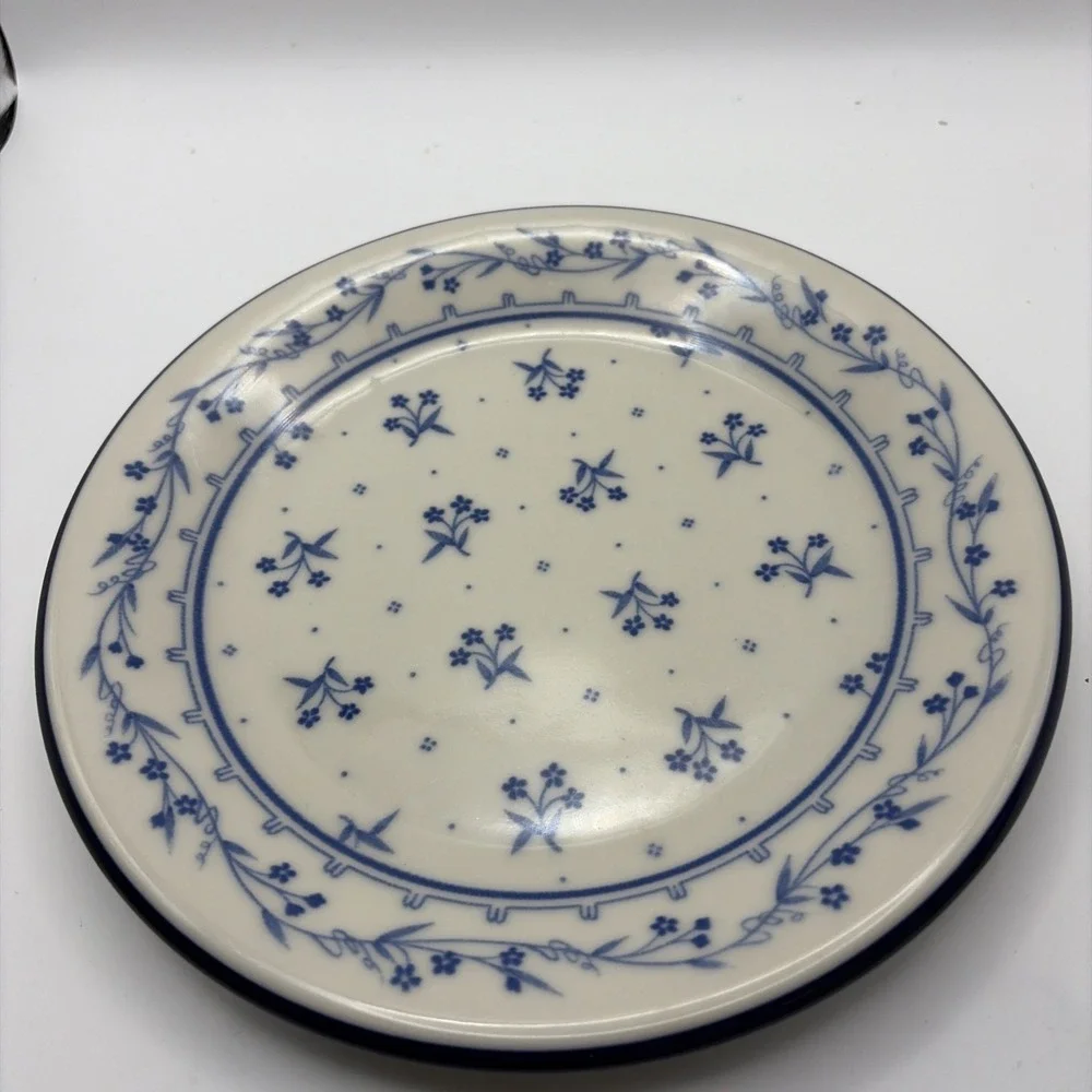 Lot Of 4‎ Provence 260 Bouquet Blue Floral Plates 7 7/8